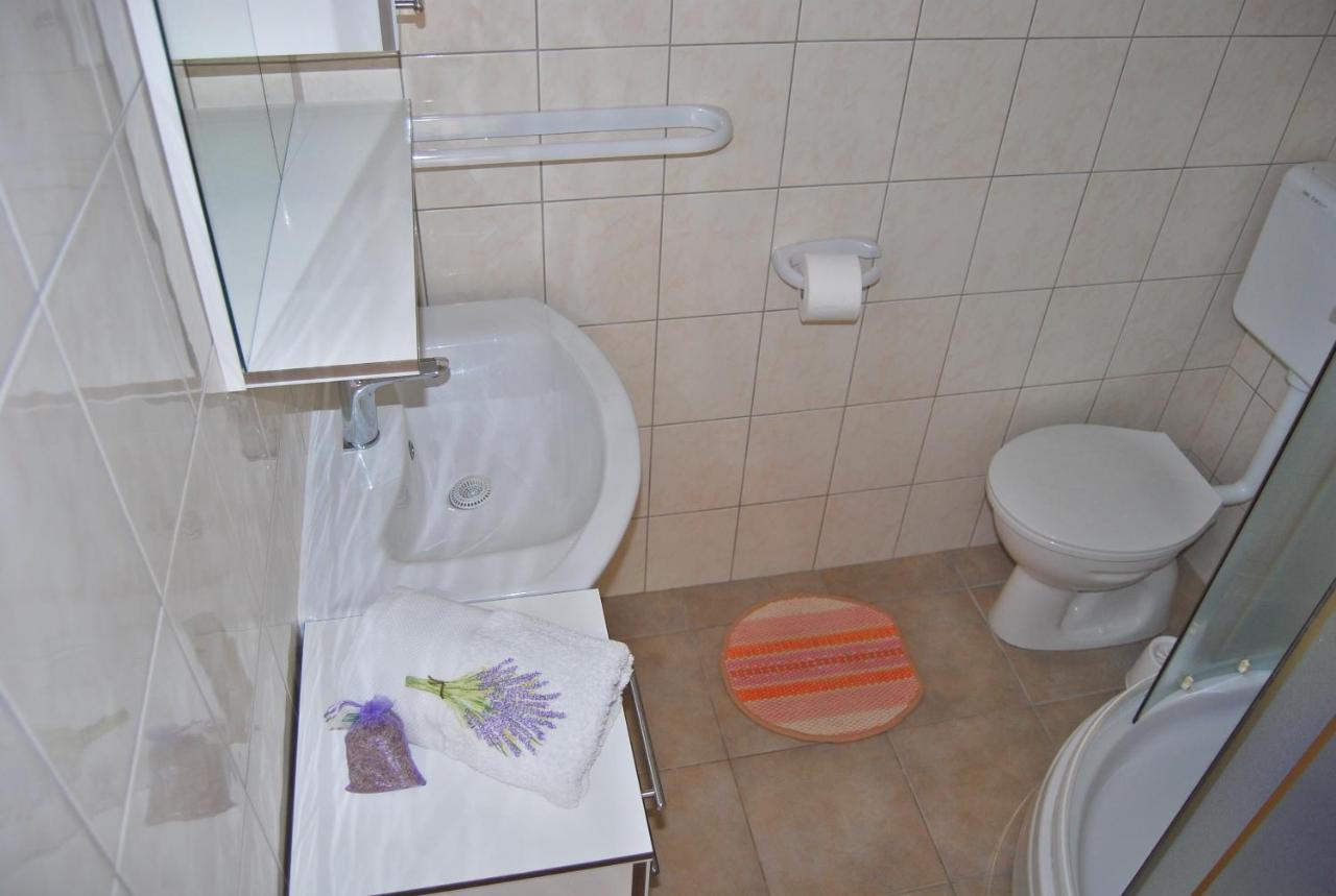Apartment Lili 斯普利特卡 外观 照片
