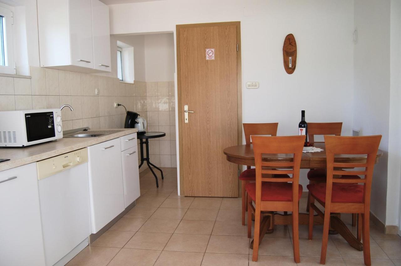 Apartment Lili 斯普利特卡 外观 照片